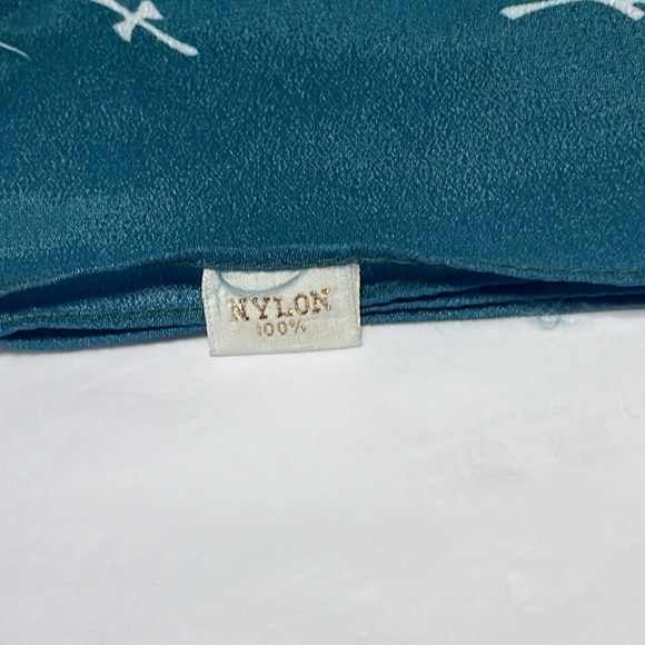 Scarf - Picture 2 of 2